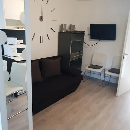 Smeraldo Apartment