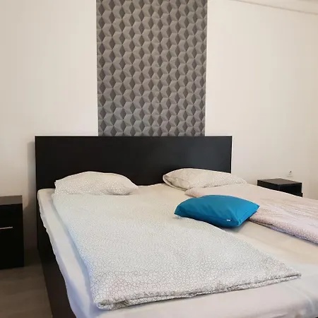 Smeraldo Apartment